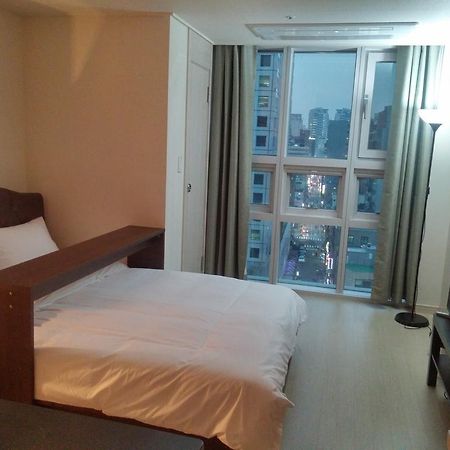 Guesthouse Myeongdong Seúl Exterior foto