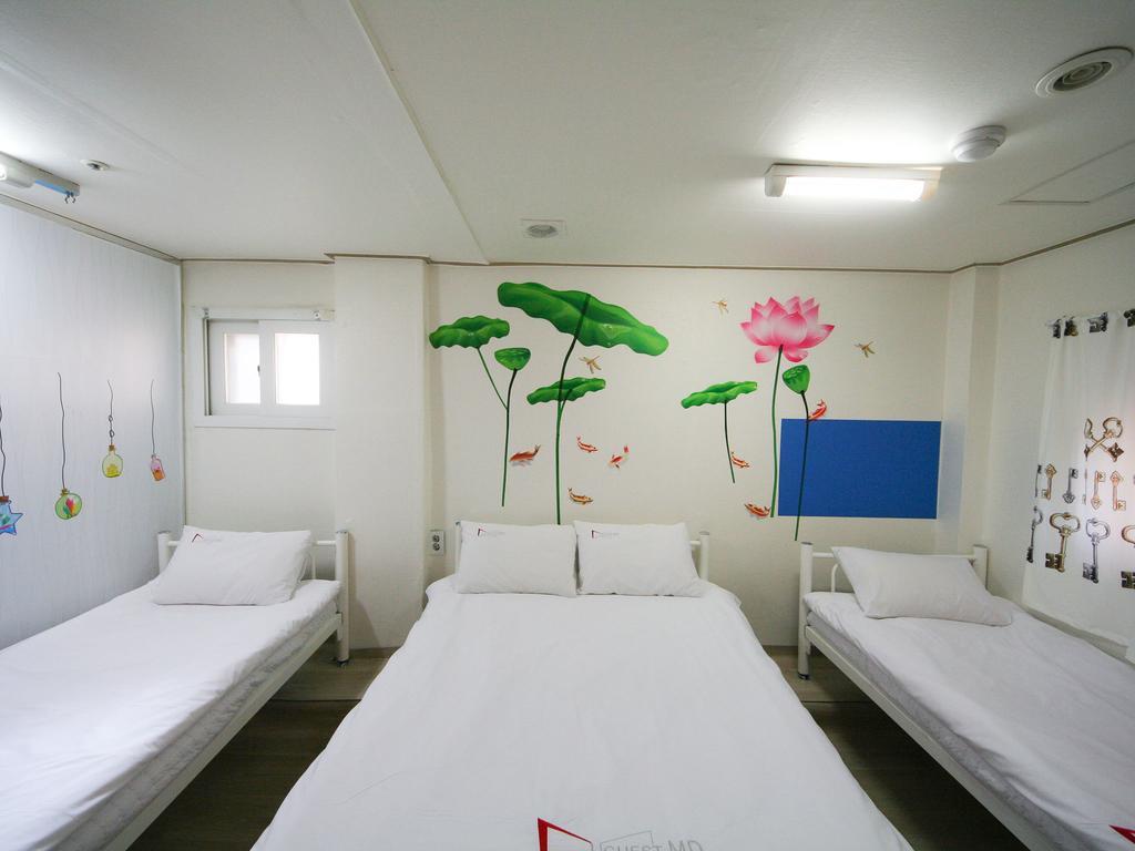 Guesthouse Myeongdong Seúl Habitación foto