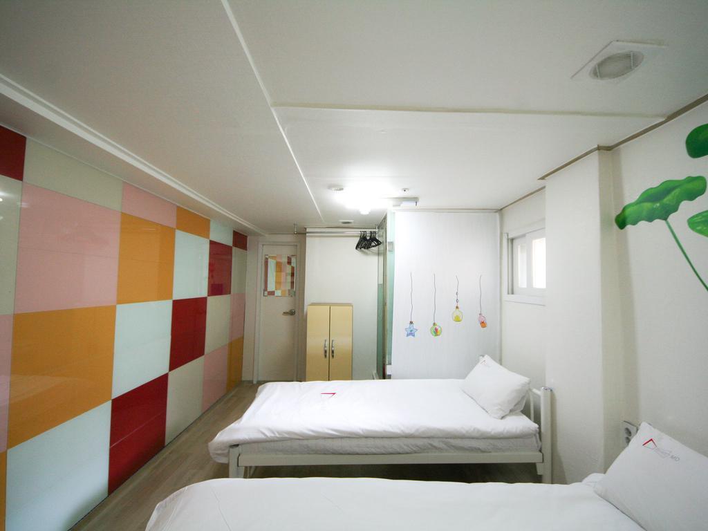 Guesthouse Myeongdong Seúl Habitación foto