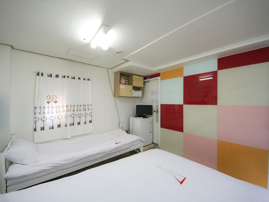 Guesthouse Myeongdong Seúl Habitación foto