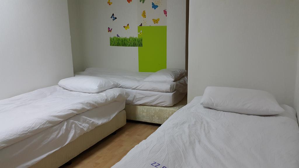 Guesthouse Myeongdong Seúl Exterior foto