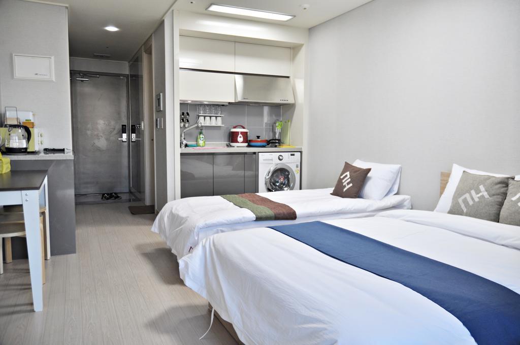 Guesthouse Myeongdong Seúl Exterior foto